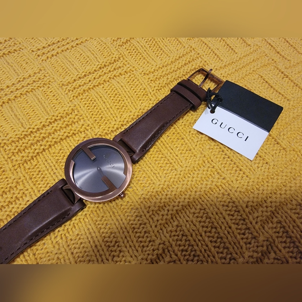 NWT Gucci Interlocking G Brown Dial Brown Leather Strap Women's Watch